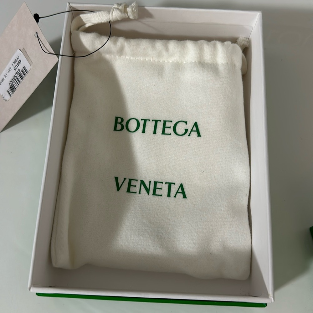 Bottega Veneta box and dustbag.